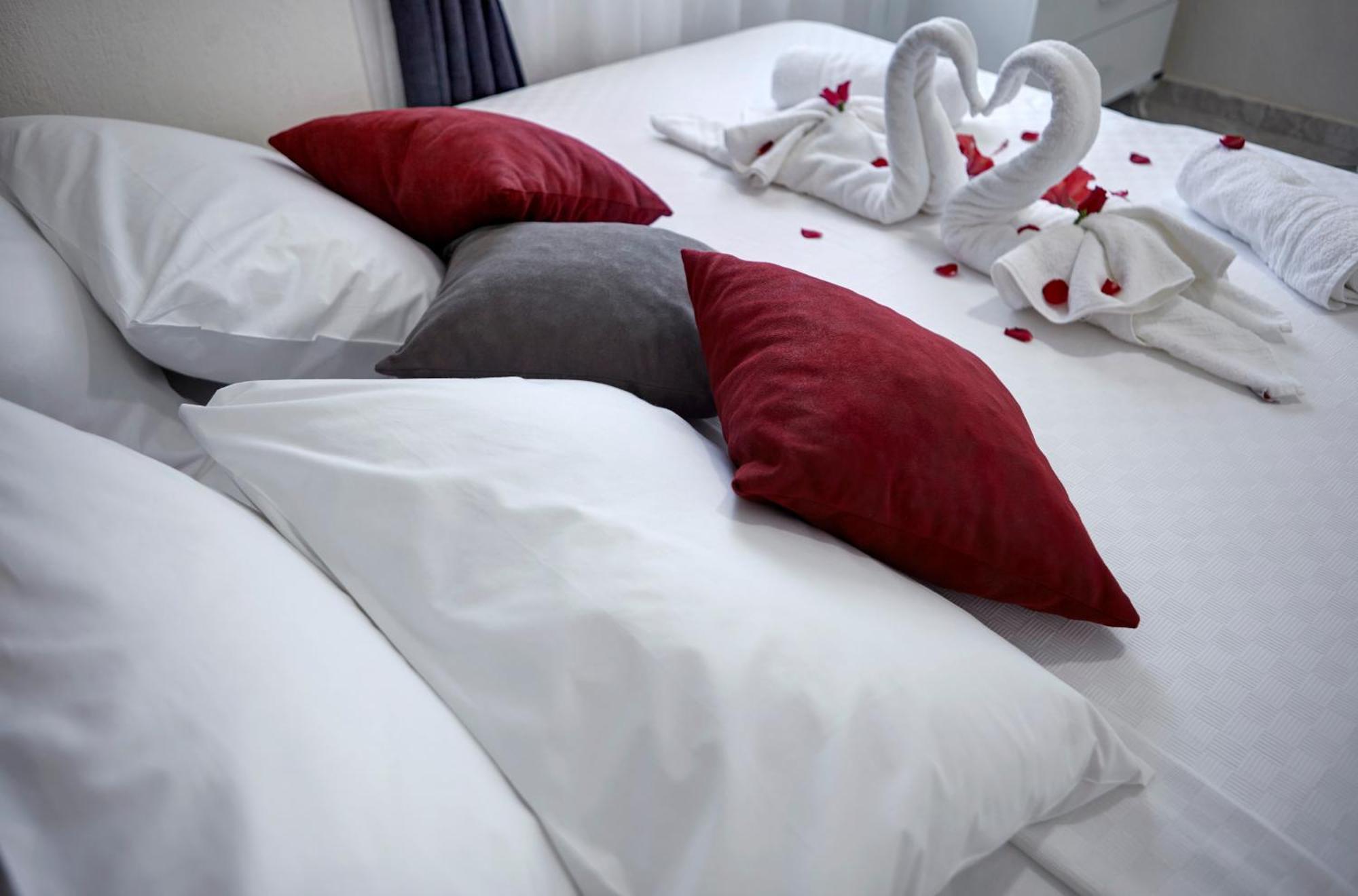 Palmiyem Apart Otel Сеферихисар Экстерьер фото