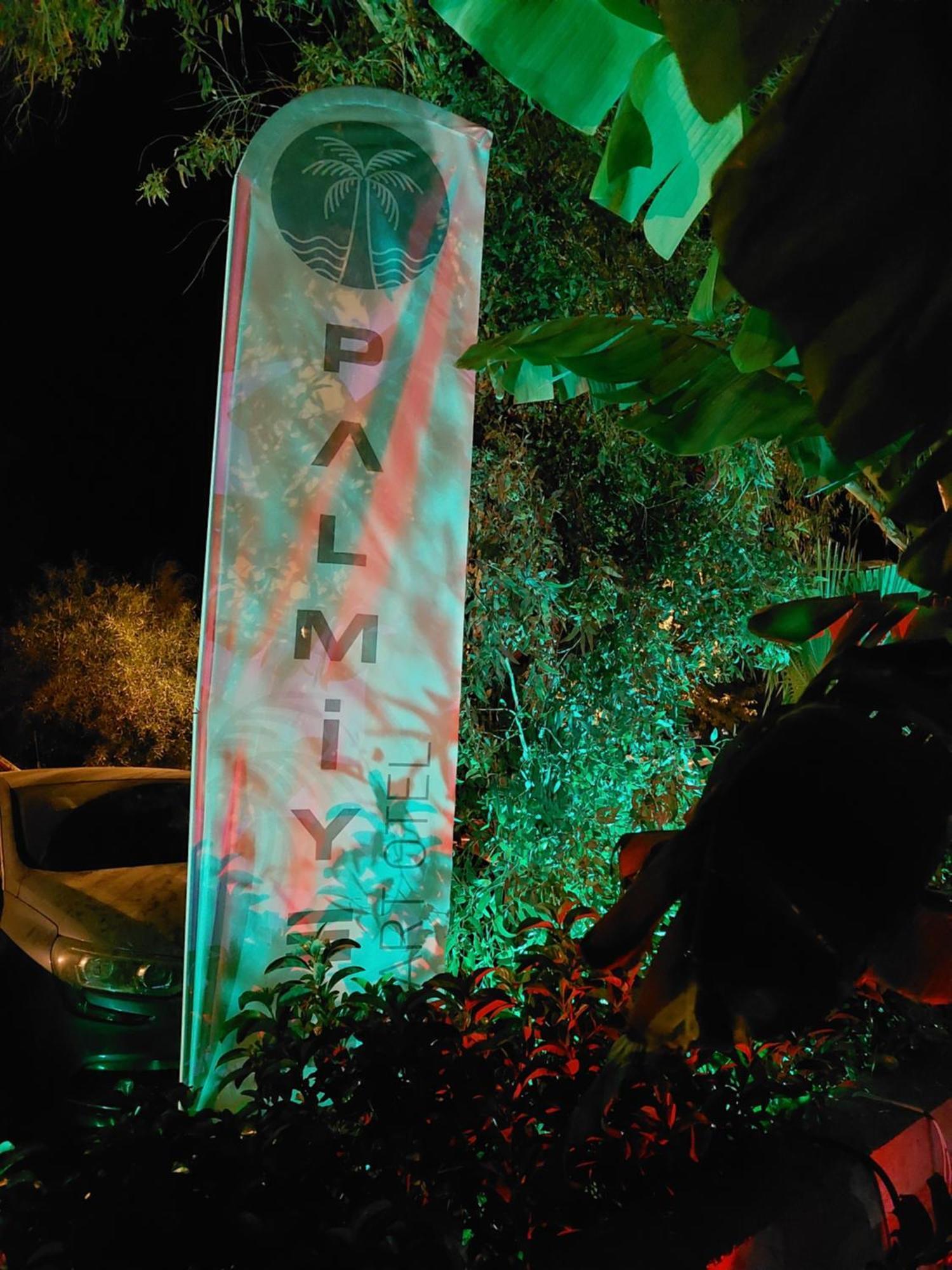 Palmiyem Apart Otel Сеферихисар Экстерьер фото